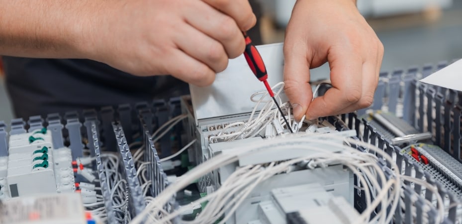 Techniker / Technischer Innovations- und Support Spezialist